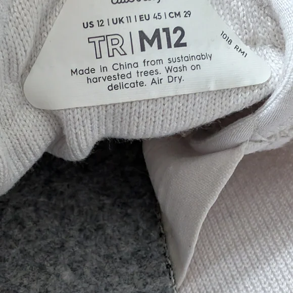 Men's White Allbirds Tree Runners White Size 12 - Picture 6 of 6